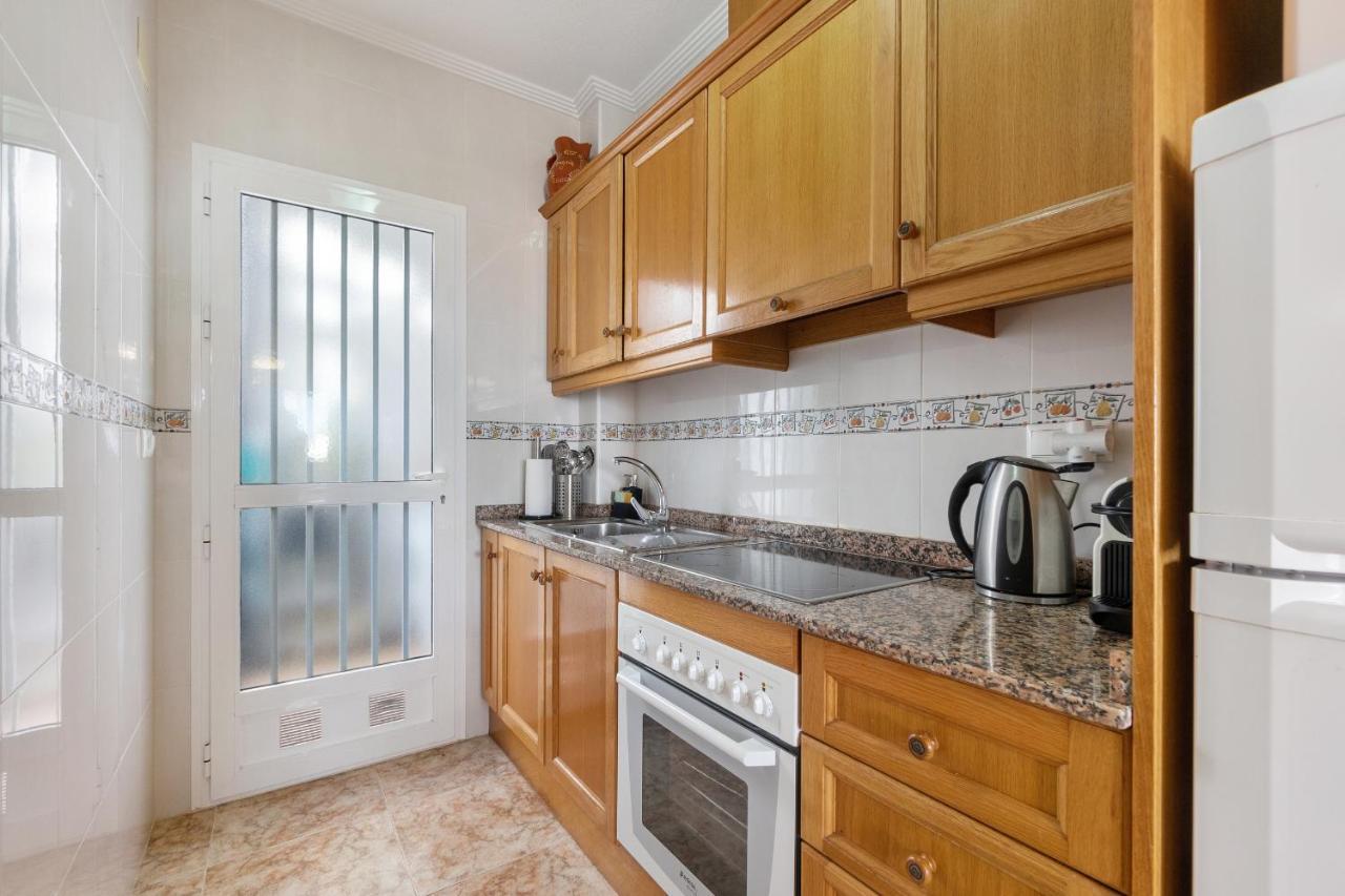 Cb Living - Homely Apartment Cinuelica, Punta Prima Dehesa de Campoamor  ภายนอก รูปภาพ