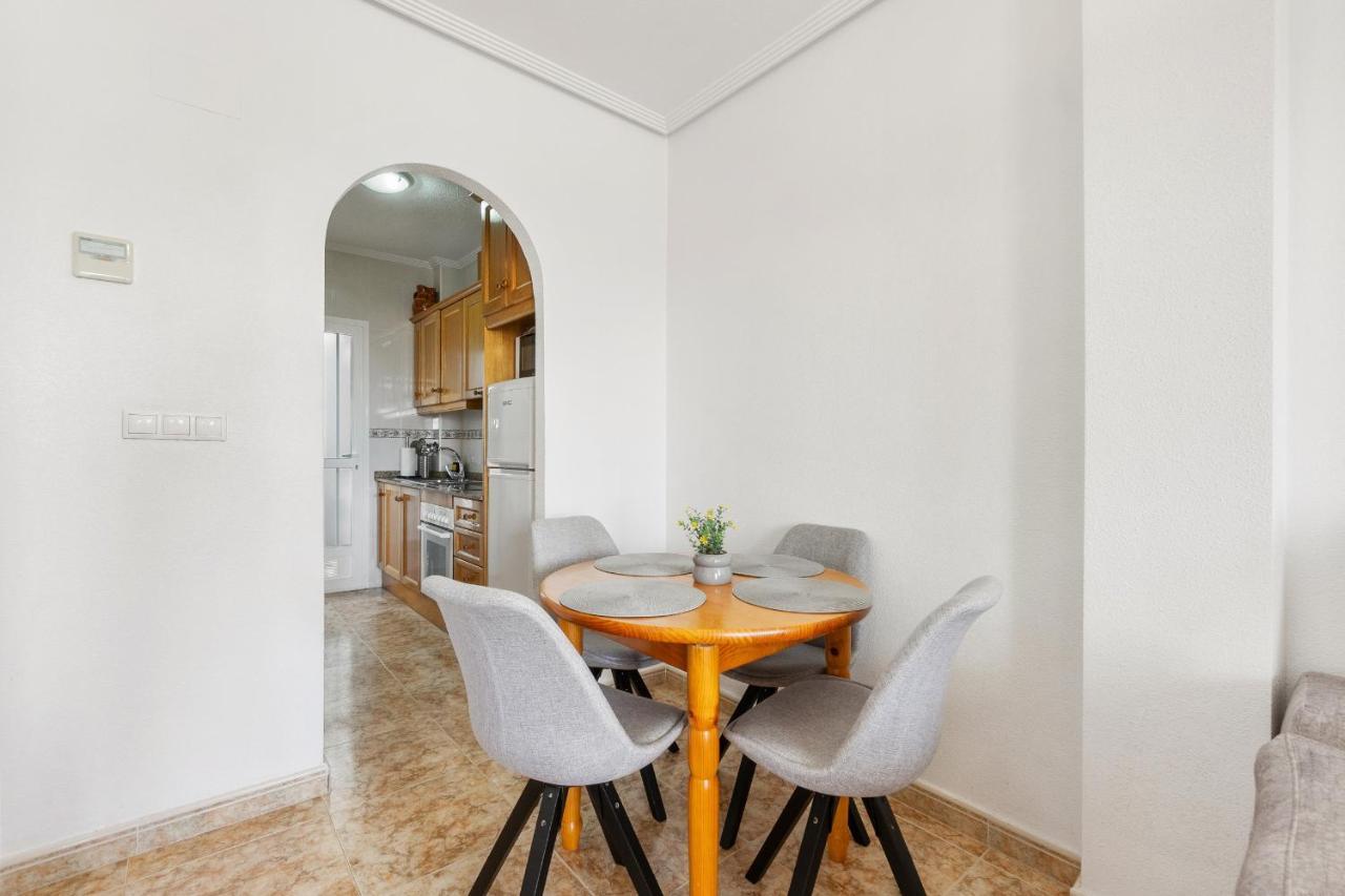 Cb Living - Homely Apartment Cinuelica, Punta Prima Dehesa de Campoamor  ภายนอก รูปภาพ