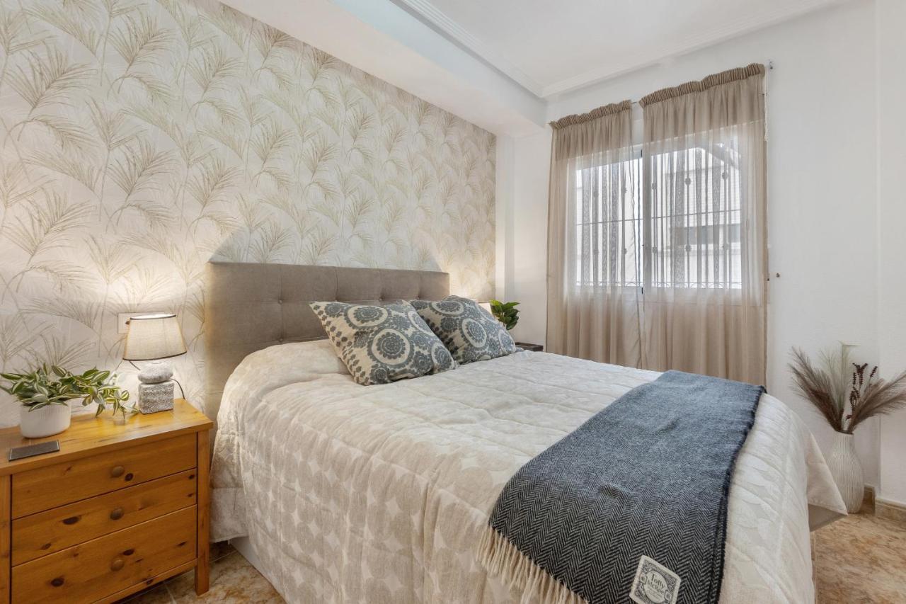 Cb Living - Homely Apartment Cinuelica, Punta Prima Dehesa de Campoamor  ภายนอก รูปภาพ