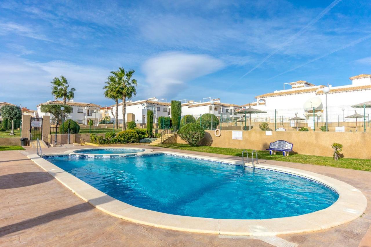 Cb Living - Homely Apartment Cinuelica, Punta Prima Dehesa de Campoamor  ภายนอก รูปภาพ