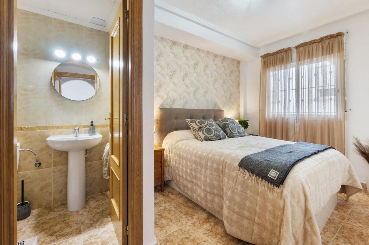 Cb Living - Homely Apartment Cinuelica, Punta Prima Dehesa de Campoamor  ภายนอก รูปภาพ